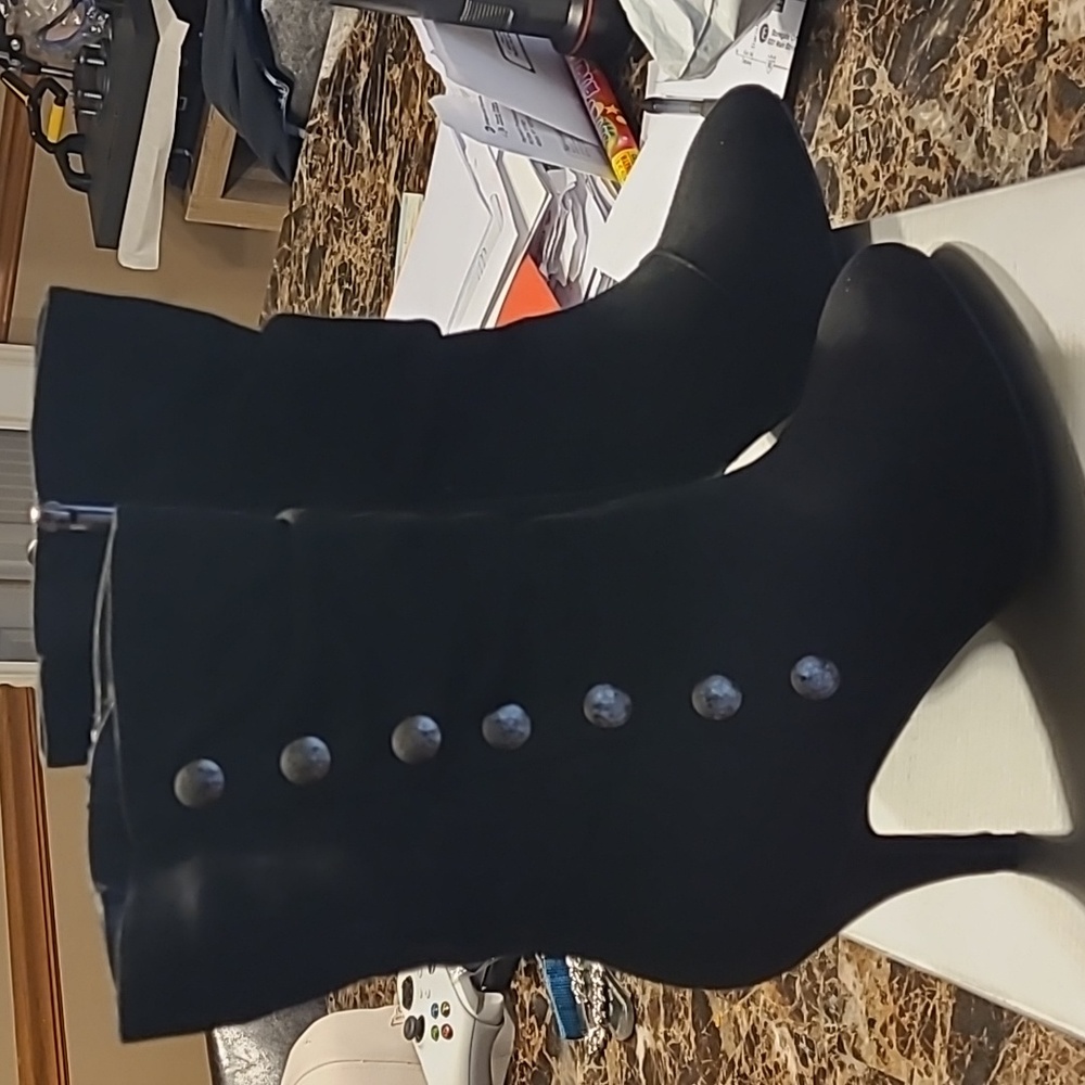 Women's boots